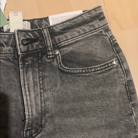 NWT Women H&M size 2 Gray Jeans - Picture 6 of 11